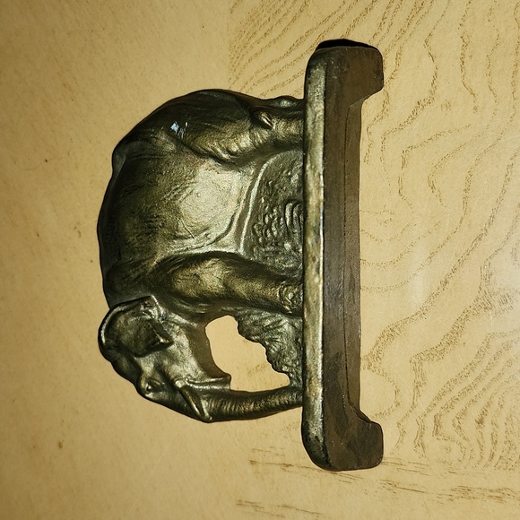 Vintage Cast Iron Elephant Bookend - Picture 2 of 4